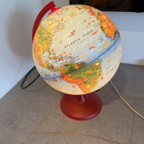 Vintage globe light moving - vintage,
